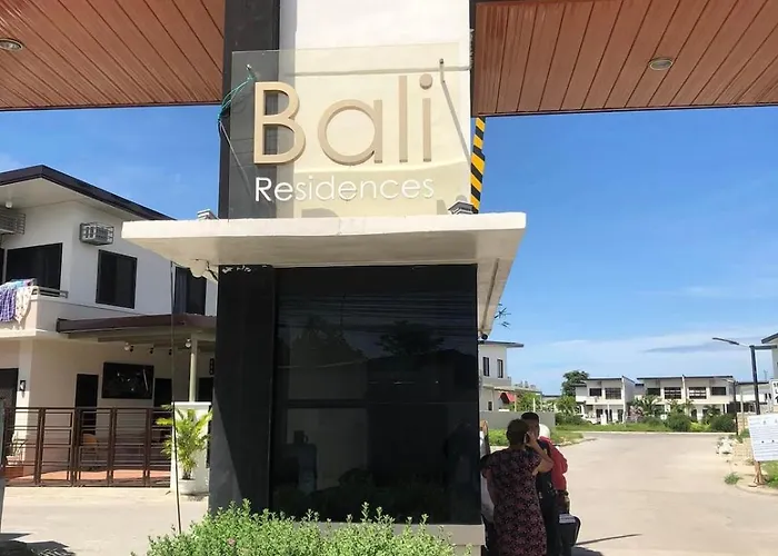 Bali-inspired Pool Haus Cebu ヴィラ *