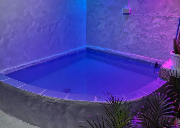 Bali-inspired Pool Haus Cebu * マクタン